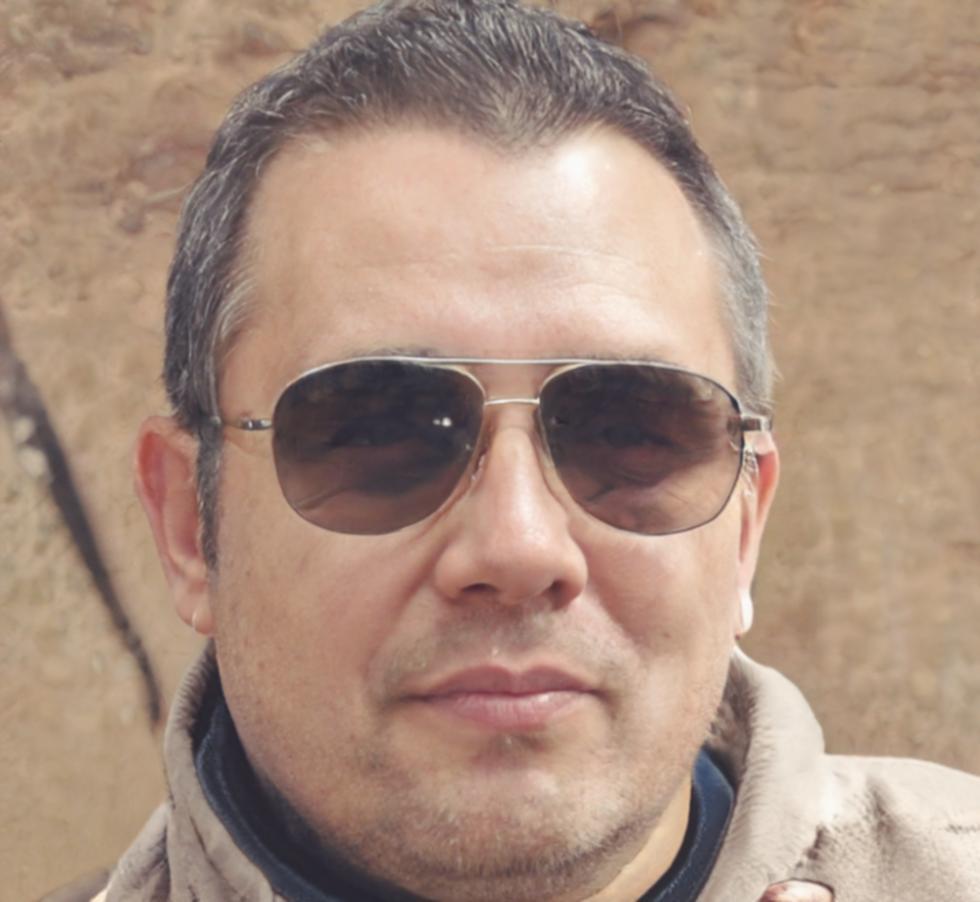 Instructor de presupuestos digitales con experiencia práctica